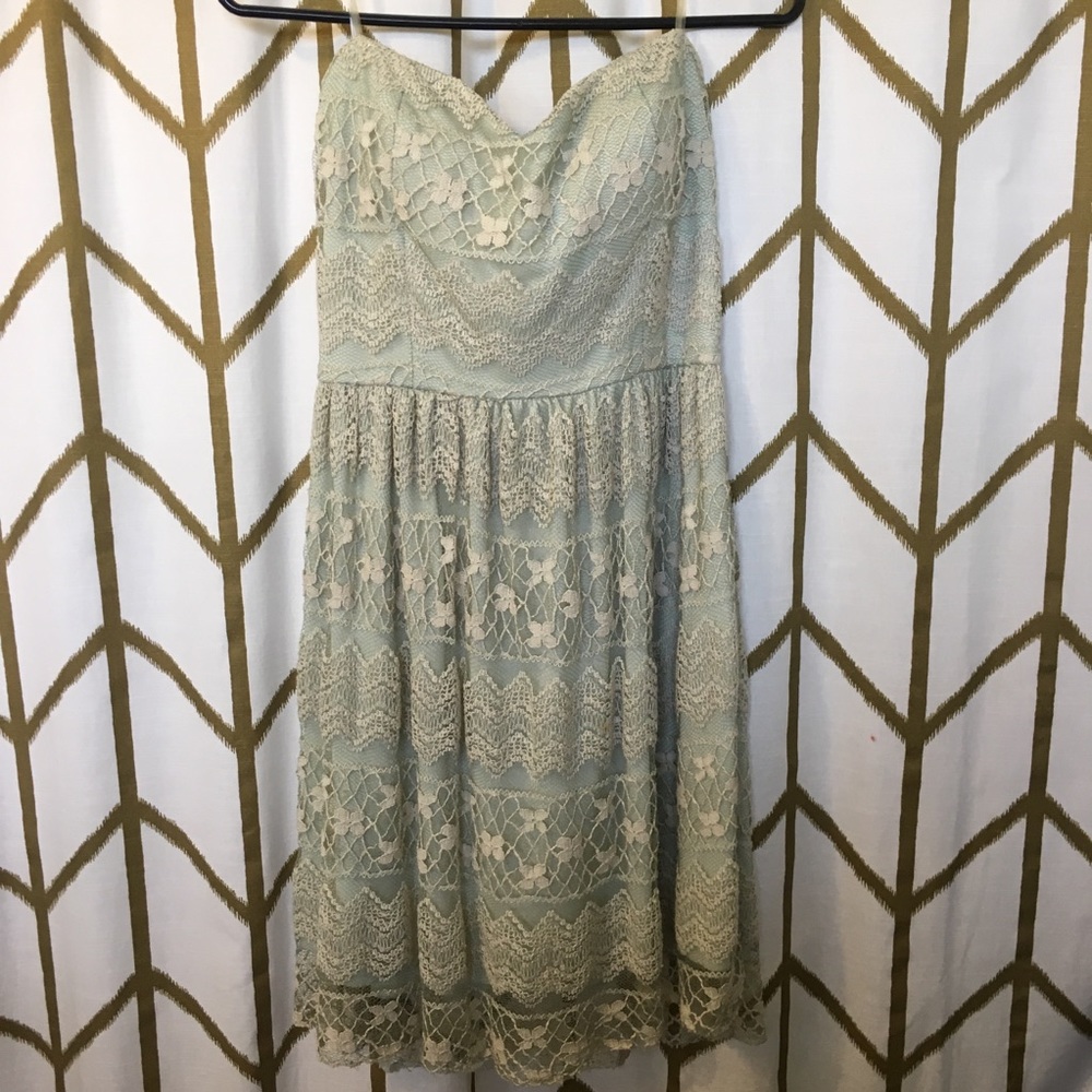Sage / Mint lace dress